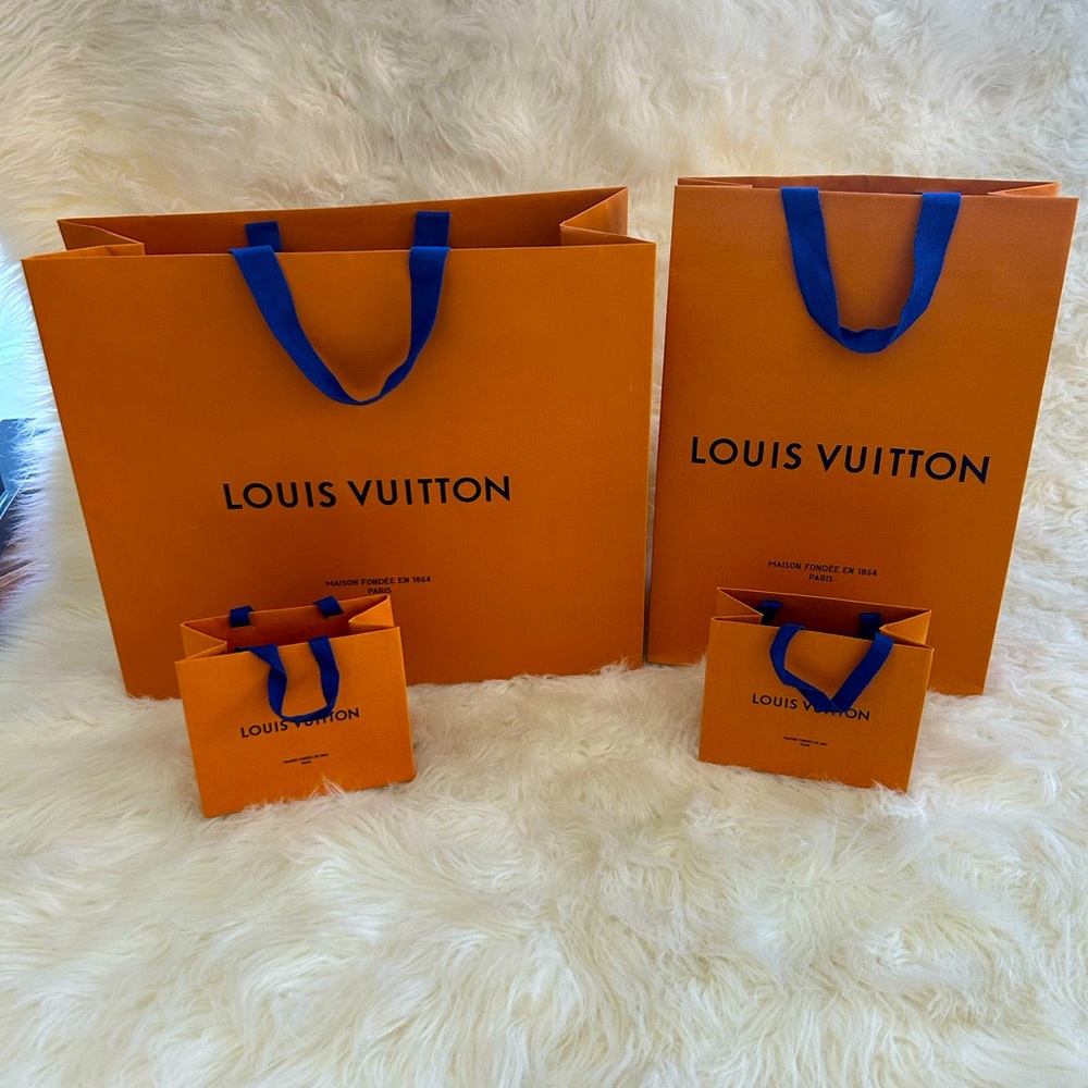Louis Vuitton Paper Shopping Bags